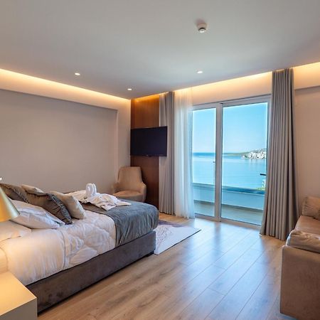 Hotel Oasis Sarandë Eksteriør billede
