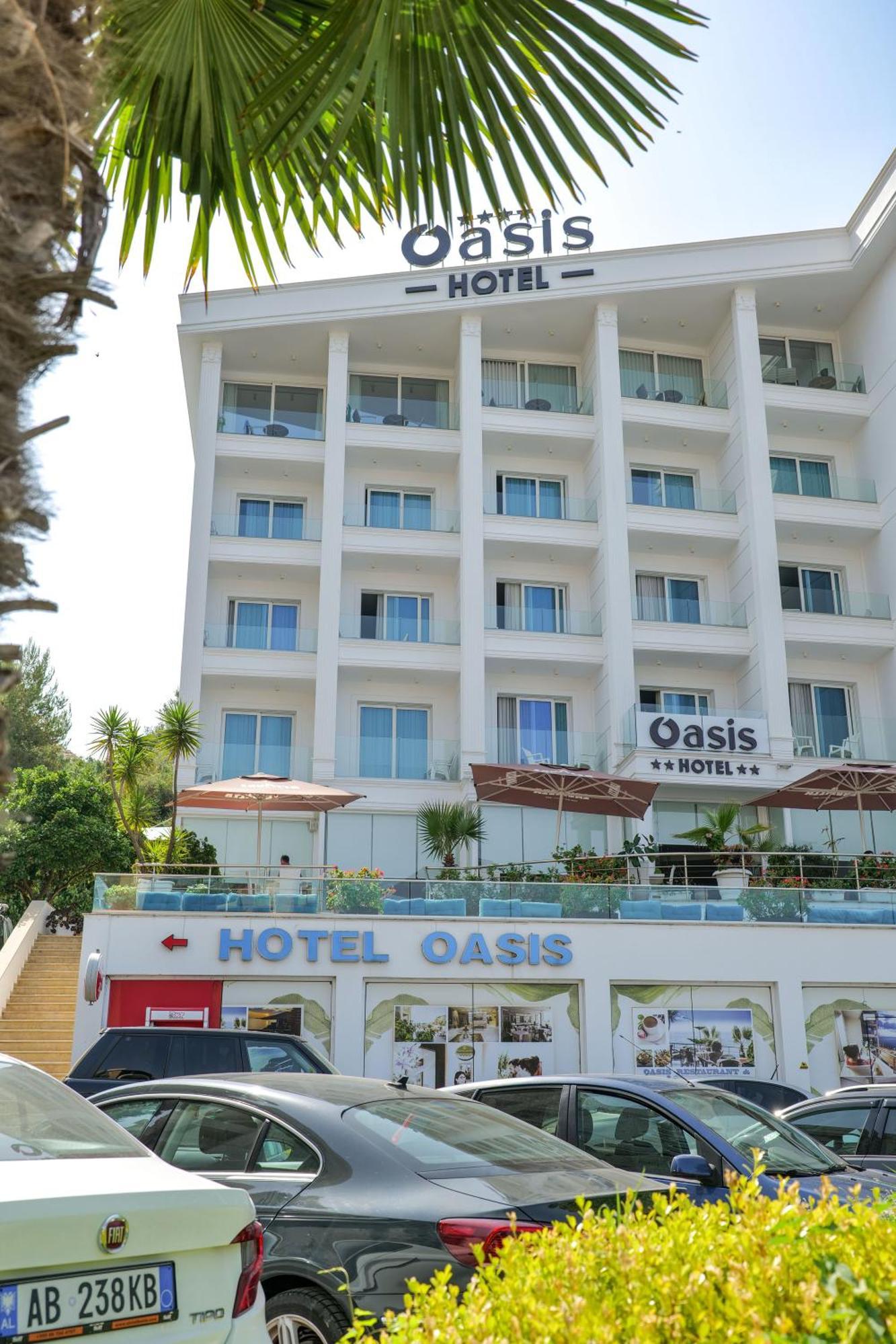 Hotel Oasis Sarandë Eksteriør billede