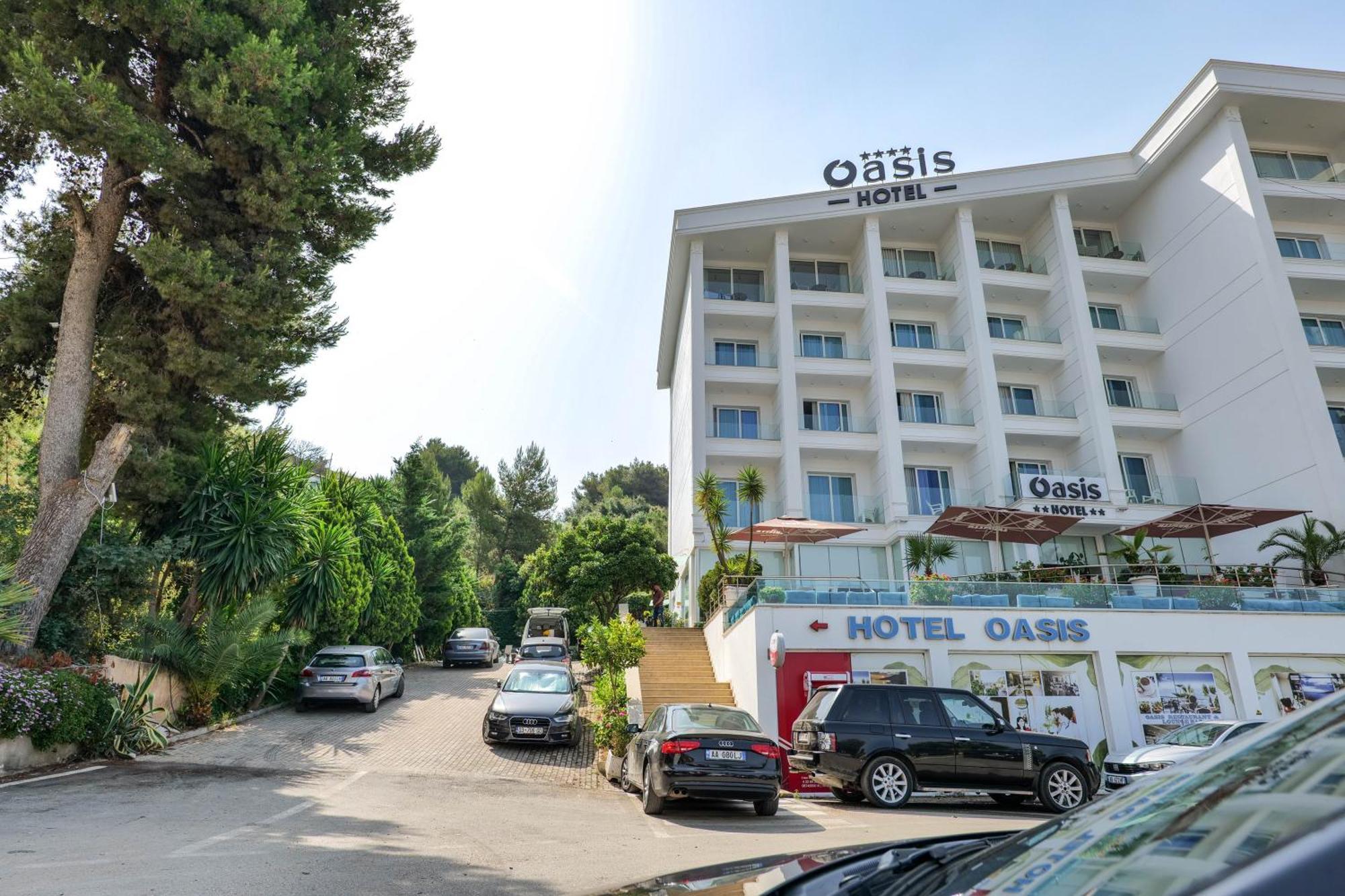 Hotel Oasis Sarandë Eksteriør billede