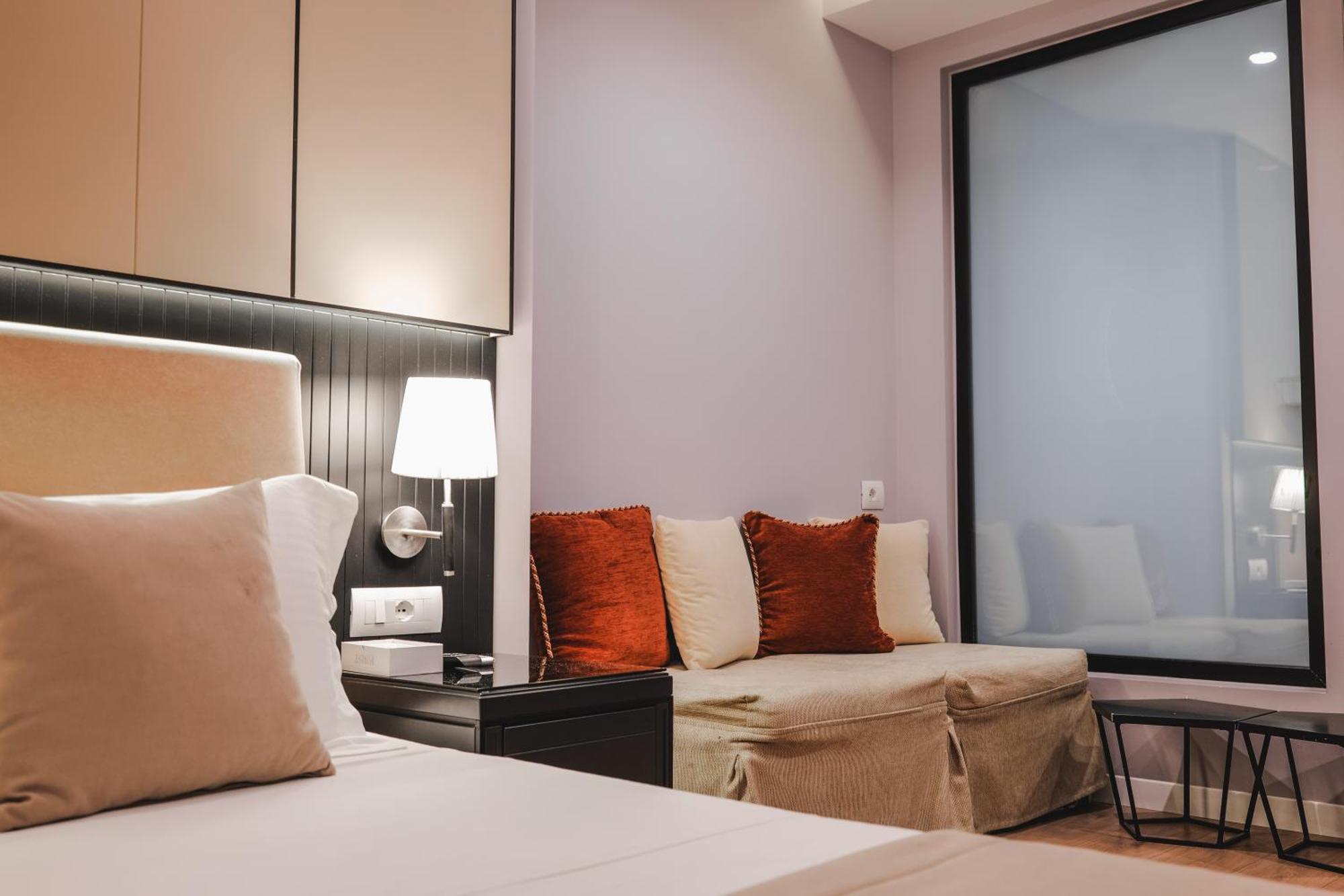 Hotel Oasis Sarandë Eksteriør billede