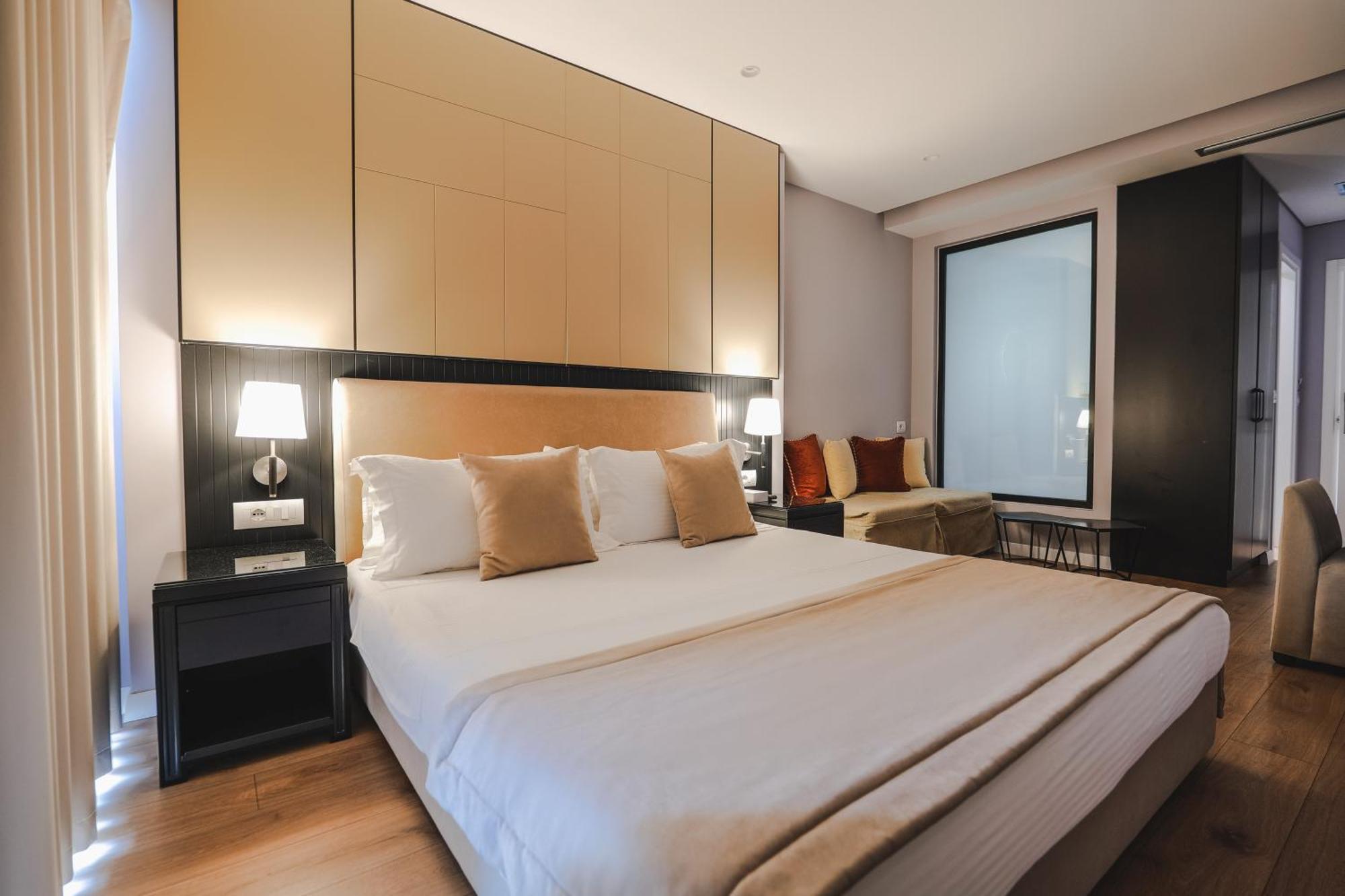 Hotel Oasis Sarandë Eksteriør billede